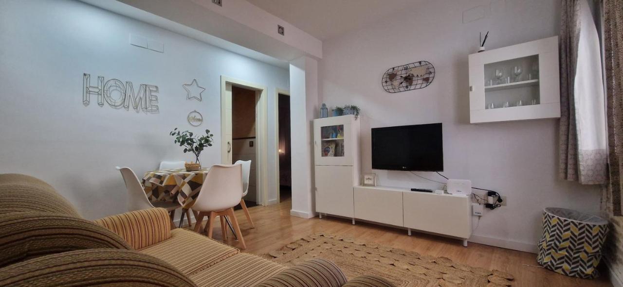 Piso Familiar Y Con Encanto Seville Exterior photo